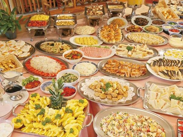 朝食一例/約20品の和洋バイキング