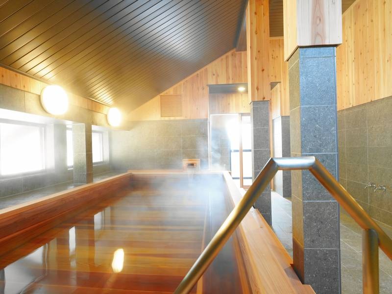 2025年オープン！源泉かけ流しの温泉施設！※写真は男性風呂イメージとなります