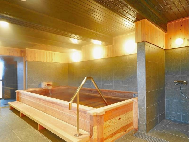 2025年オープン！源泉かけ流しの温泉施設！※写真は男性風呂イメージとなります