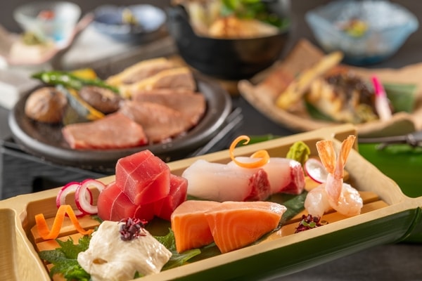 【土地の恵み会席プラン】/例