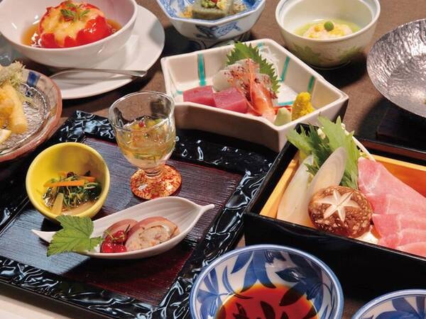 【山形三元豚しゃぶしゃぶ会席/例】ブランド豚や山形の味覚がリーズナブルに味わえる会席をご用意