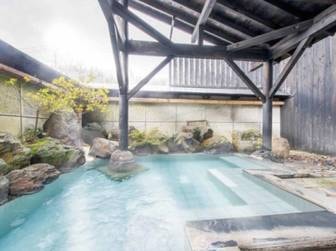 鈴の宿 登府屋旅館/殿方露天風呂