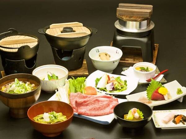 【山形牛のしゃぶしゃぶ&芋煮会席/一例】山形牛のしゃぶしゃぶをメインにした約10品の会席