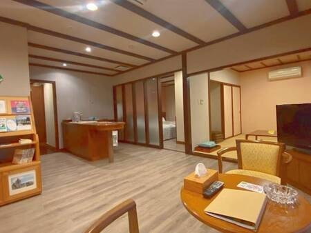 【愛犬デラックスファミリー/例】ドッグサークル・クッション・ボウル・小物などを完備