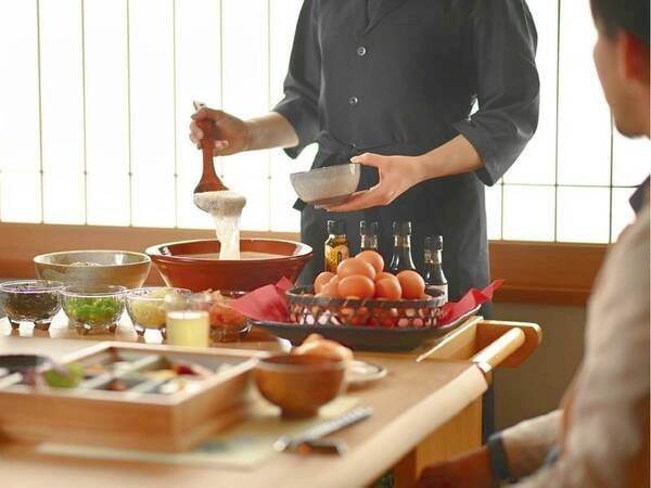 ワゴンサービス 朝食時はお客様のお席におすすめの品をご案内いたします(イメージ)
