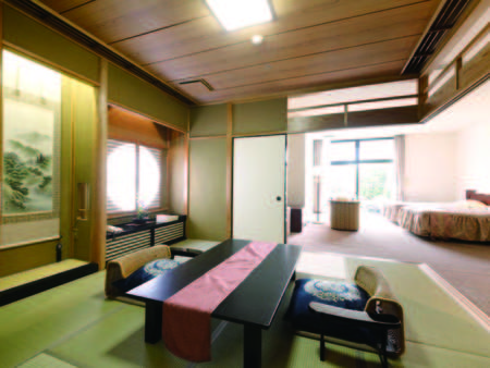 【露天風呂付特別室/例】和室二間と洋室・露天風呂付のゆったりとした作り