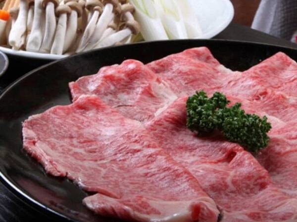 【選べる夕食（常陸牛すき焼き）/一例】まろやかなお肉の甘みが魅力です。