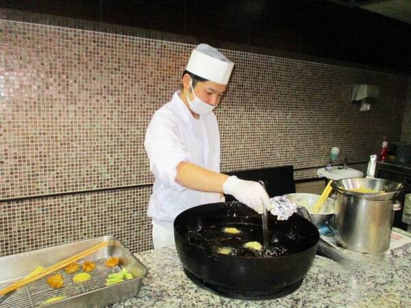 揚げたて天ぷら/例