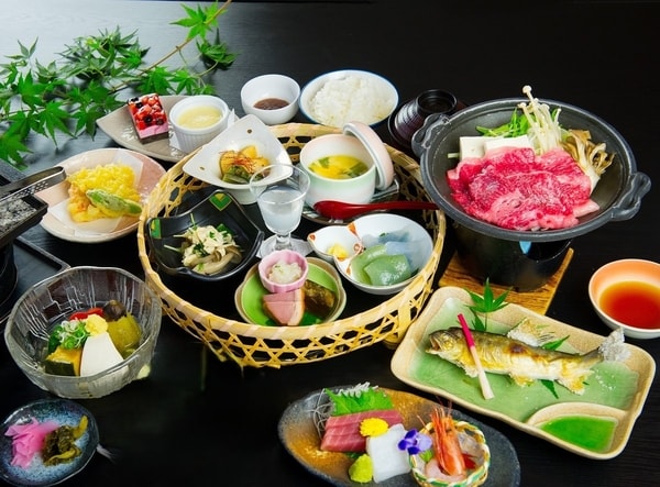 常陸牛のすき焼き/例