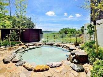 ホテルレイクサイドつくば／【露天風呂】牛久沼を望みながら、肌に優しい温泉を満喫