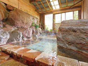 ゆふいん田舎村いなか荘／貸切半露天の岩風呂