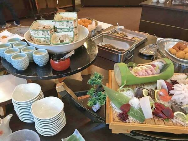 【夕食ビュッフェ/例】
