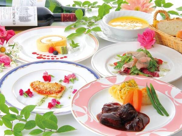【夕食/例】季節ごとに替わるフレンチフルコース
