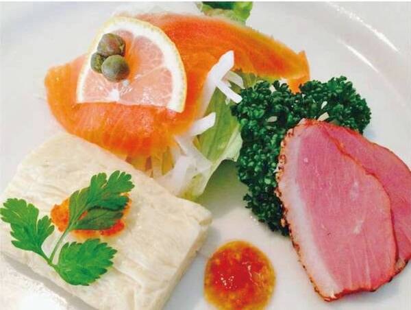 【夕食/例】日光ゆばを使ったオードブル
