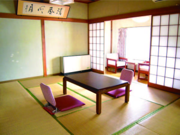 【別館1階/例】別館1階のレトロな和室。大浴場に近く便利♪