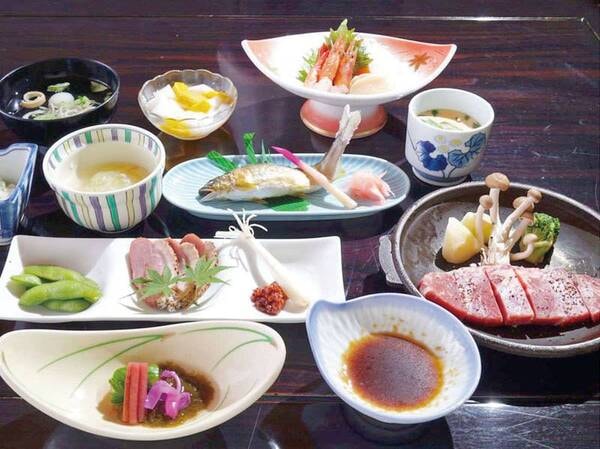 牛陶板ステーキ＆川魚付会席/例