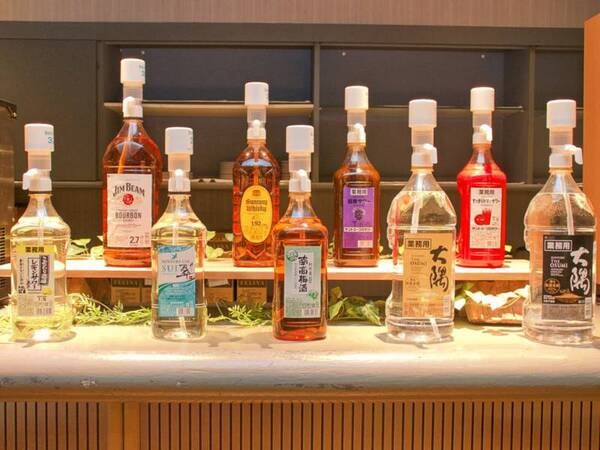 【オールインクルーシブ】アルコールを含むドリンク類も飲み放題でお楽しみいただけます（例）