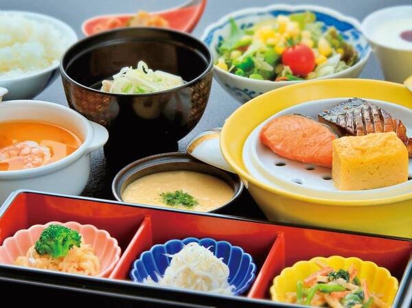 奥日光 ホテル四季彩の「【朝食付き】21時まで予約OK！身体に優しい和朝食をお届け／観光やビジネスに最適＜朝食のみ＞」18,700円 ...