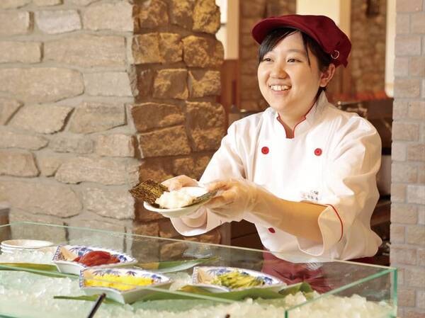 【朝食/例】目の前で握るおむすび