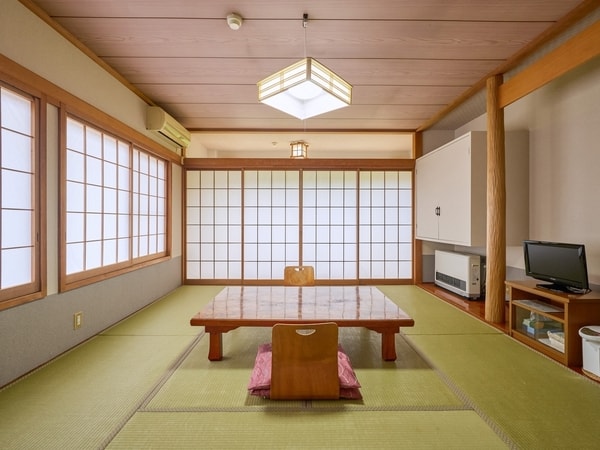 【和室一例】畳に布団を敷いてお休みいただきます