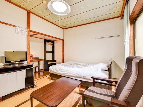 *【客室一例：シングル】一人旅やビジネス利用におススメ！おとなのための静寂と湯の癒しをどうぞ。