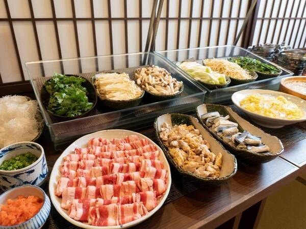 【夕食バイキング/例】「鍋バイキング」も好評！