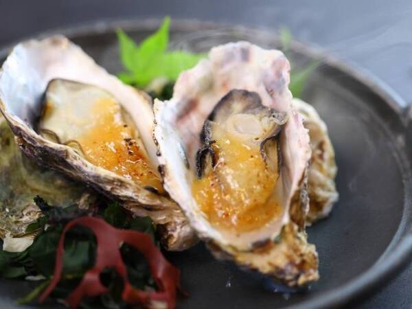 【季節の会席】夏メニュー 牡蠣陶板焼き/例
