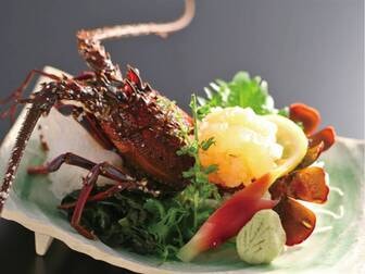 ホテルニューカネイ