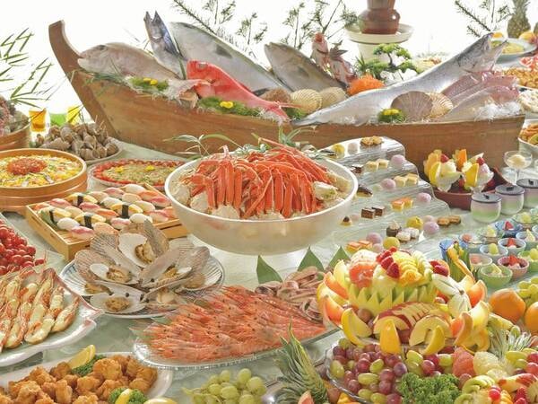 カニも食べ放題♪海の幸を愉しむバイキング!※写真/例