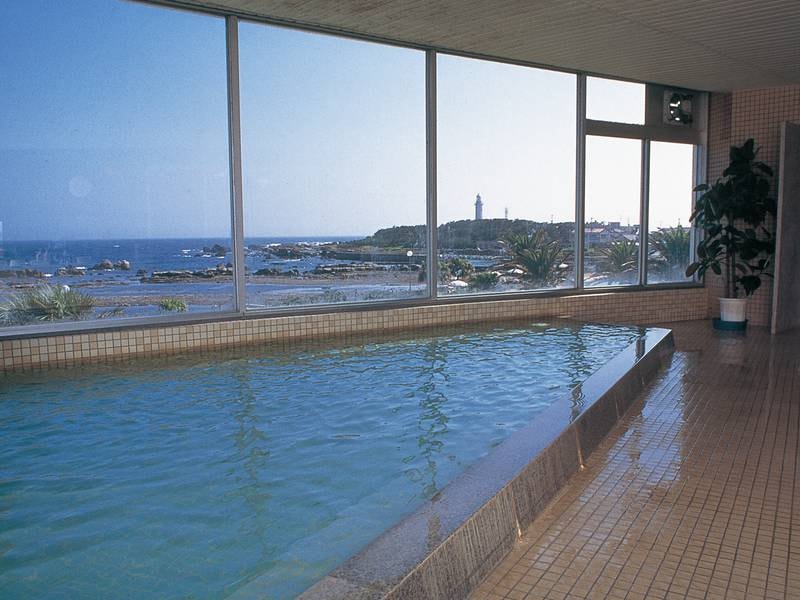 【男性展望大浴場】野島埼灯台と海を望む