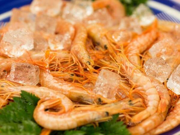 *【バイキング一例】総料理長が吟味した新鮮な魚介。