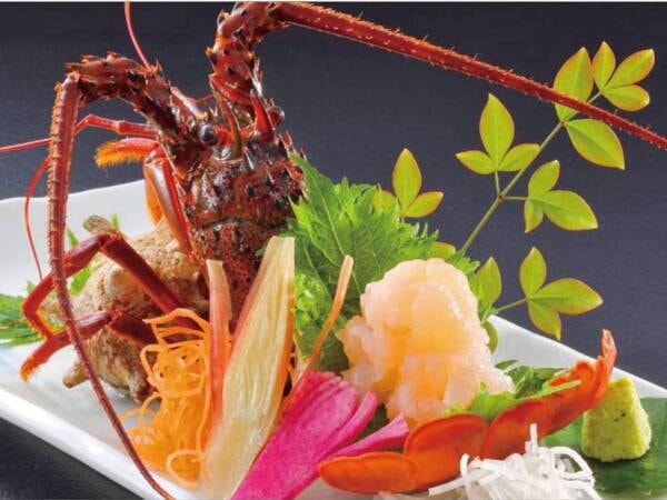 甘味がギュッと詰まった伊勢海老料理！/例