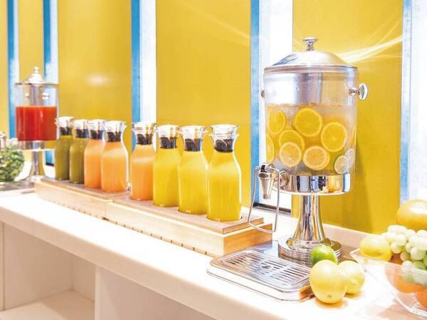 【朝食/例】ドリンクコーナー