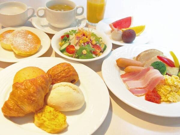 【朝食/例】約40種のブッフェメニュー！大人から子どもまで大満足の朝食