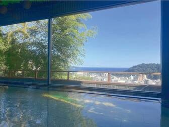 海と夜景の見える高台の宿　ホテルあかね