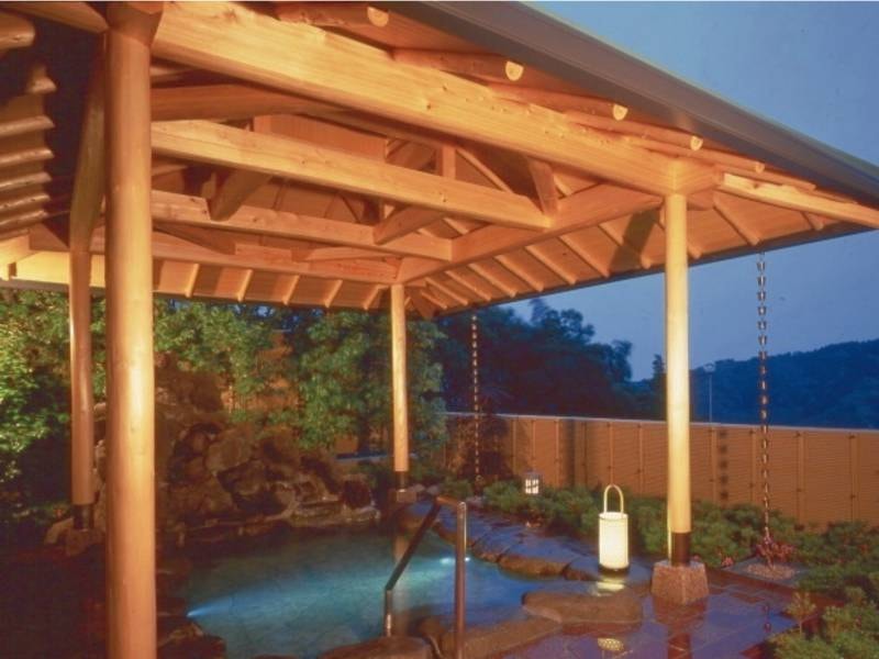 茜照の湯(露天風呂)