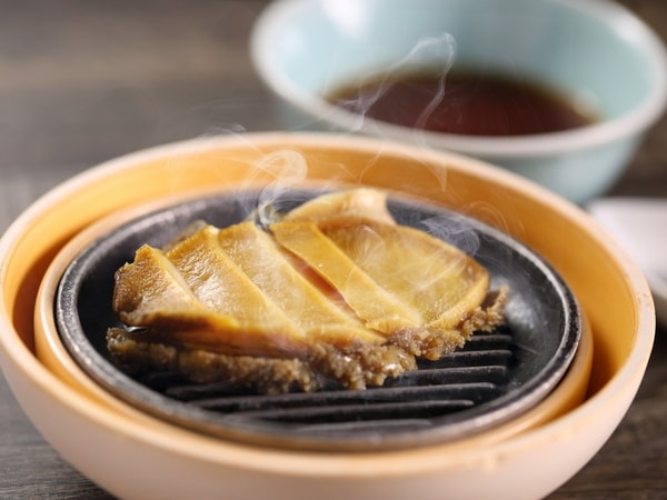 特別メニュー「鮑ステーキ」