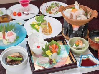 箱根　ホテル花月園／【和洋会席/例】和と洋それぞれの料理長が旬の食材を吟味してつくる和洋会席