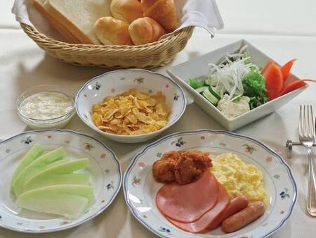 ホテル横浜キャメロットジャパンの 1泊朝食付プラン 5 300円 喫煙 セミダブル ゆこゆこ