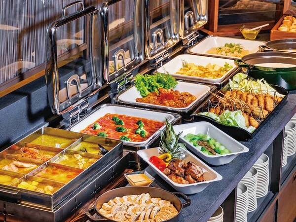 季節のビュッフェ　夕食イメージ