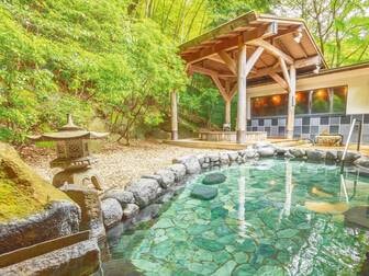 湯本富士屋ホテル/【露天風呂:女性用】柔らかな泉質は美肌効果が高い単純アルカリ泉