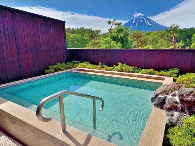 【富士眺望の湯ゆらり】パノラマ風呂