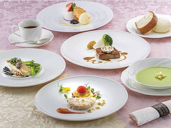 【選べる夕食コース・西欧料理/例】季節の味を熟練の技で仕上げた西欧料理