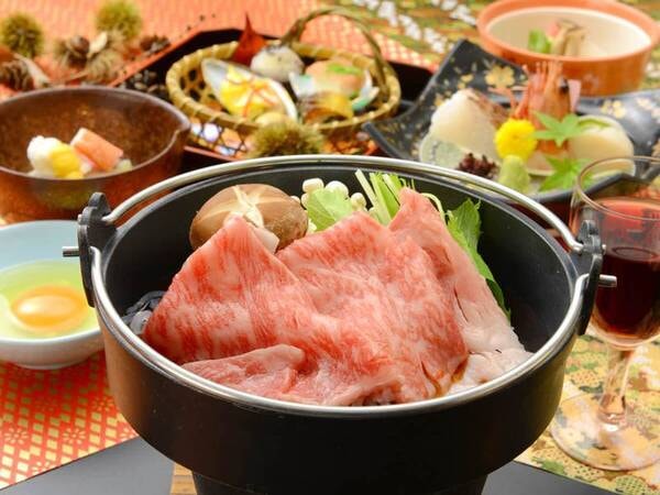 特製の割り下でお野菜と共にいただけるすき焼き（一例）