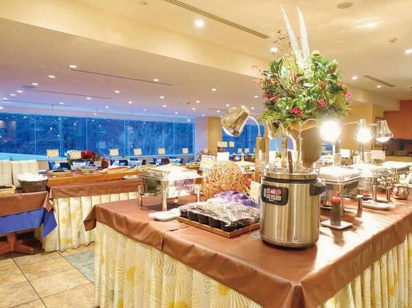 【夕食/例】富士山ビューのレストランでディナー
