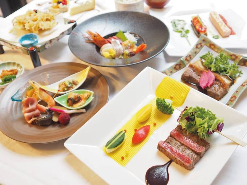 シャトレーゼホテル談露館ペア宿泊券(1泊2食付) シャトレーゼ シャトレーゼホテル談露館ペア宿泊券(1泊2食付) シャトレーゼ