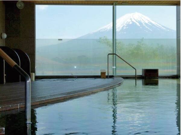 【大浴場「水楽」】富士山が目前！