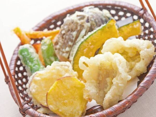 【旬彩信州ビュッフェ/例】季節の天婦羅はライブキッチンで揚げたて!