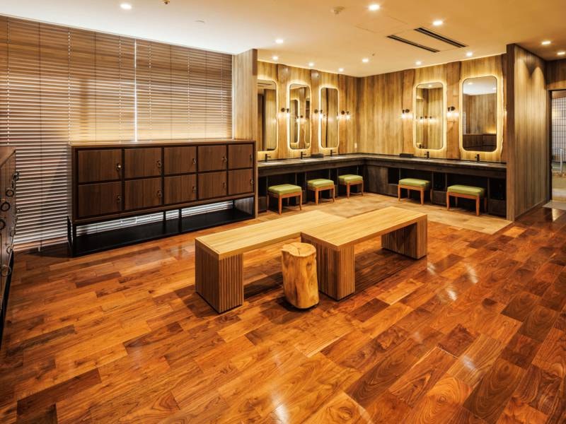 大浴場脱衣所（男性）