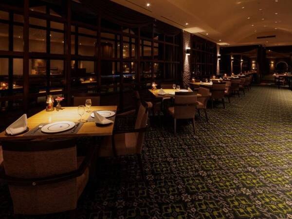【食事会場(洋食)/例】白馬の四季を感じられ、"また行きたくなる"レストラン